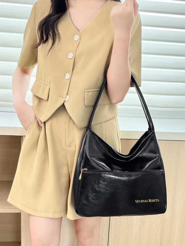 1 (4) PU Leather Tote Bag